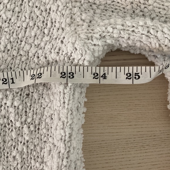 Oversized Creme Sweater - Picture 5 of 5